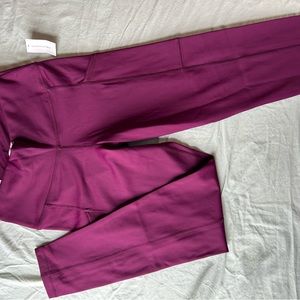 BR Sport legging with pockets, color raspberry, size Small, NWT